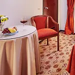 Guenes Hotel Merter
