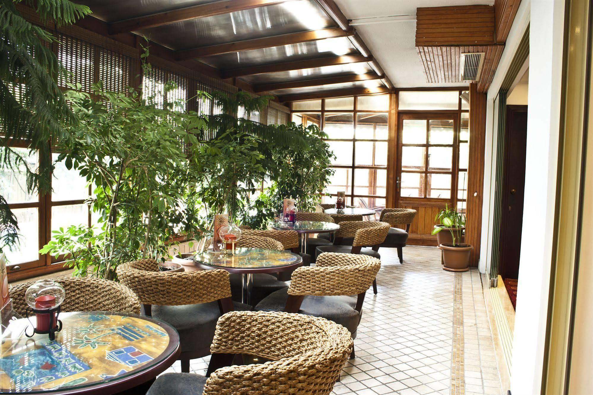 Hotel Guenes Merter Istanboel